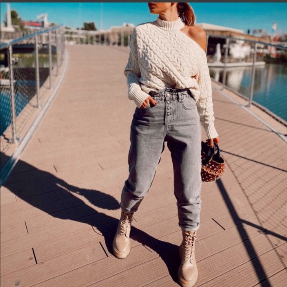 ZARA CABLE KNIT SWEATER WITH CUT-OUT DETAIL NWT